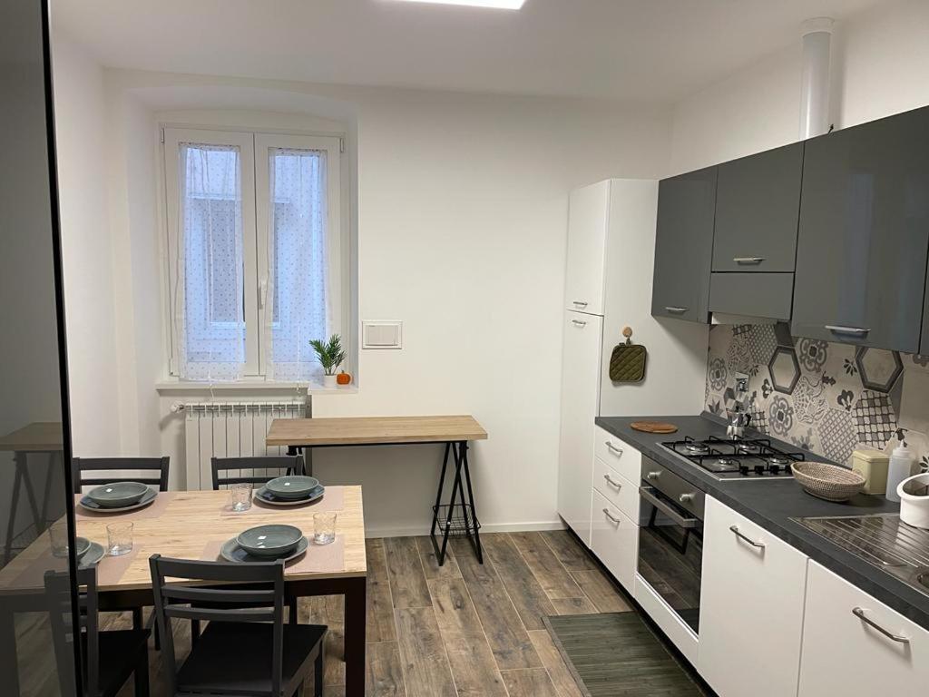 Casa Vacanze Ginevra A Триест Екстериор снимка